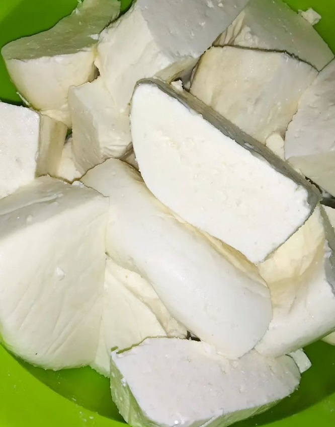 berde pendiri kend mehsullari 